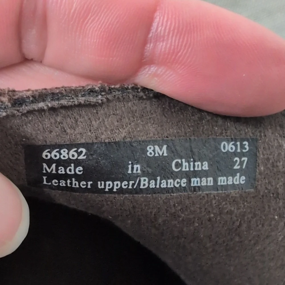 Clarks Pause Camila Ankle Boot - Picture 6 of 8